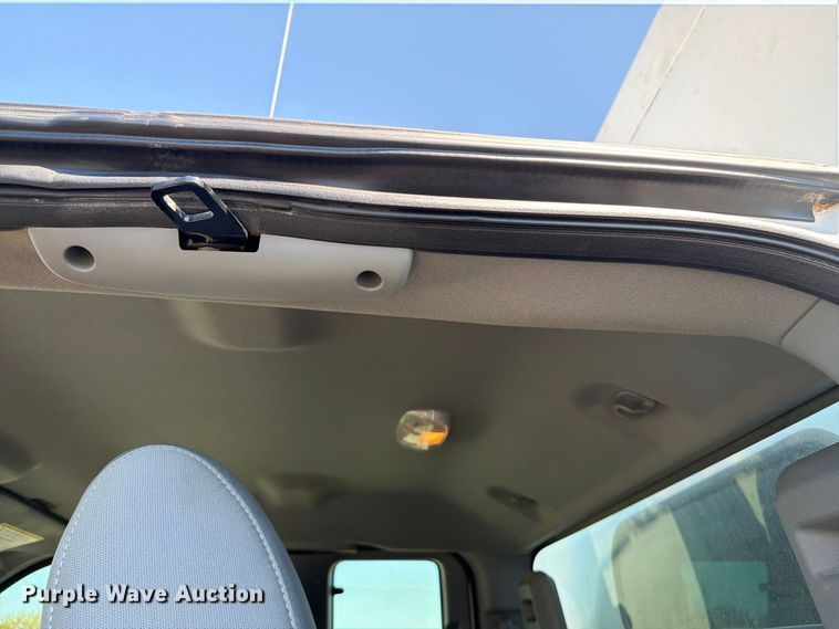 image for item FB5112 2012 Ford F550 super duty utility / service truck