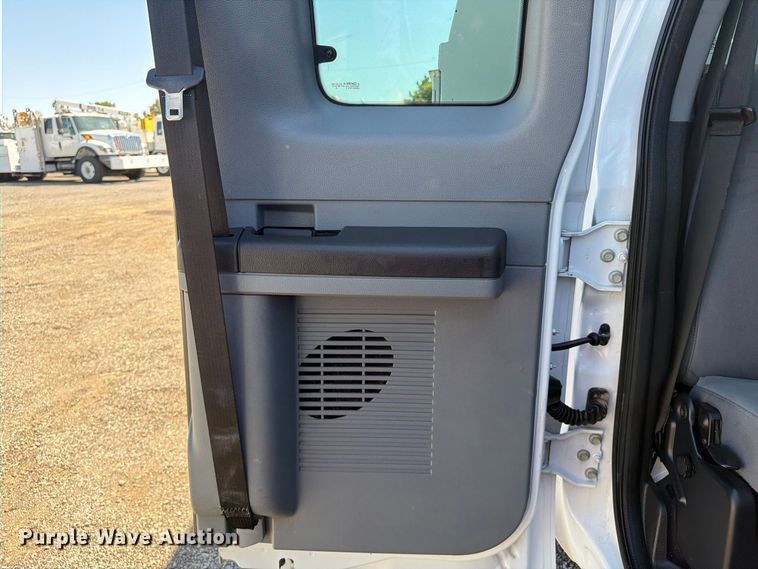 image for item FB5112 2012 Ford F550 super duty utility / service truck