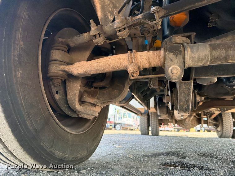 image for item FB5112 2012 Ford F550 super duty utility / service truck