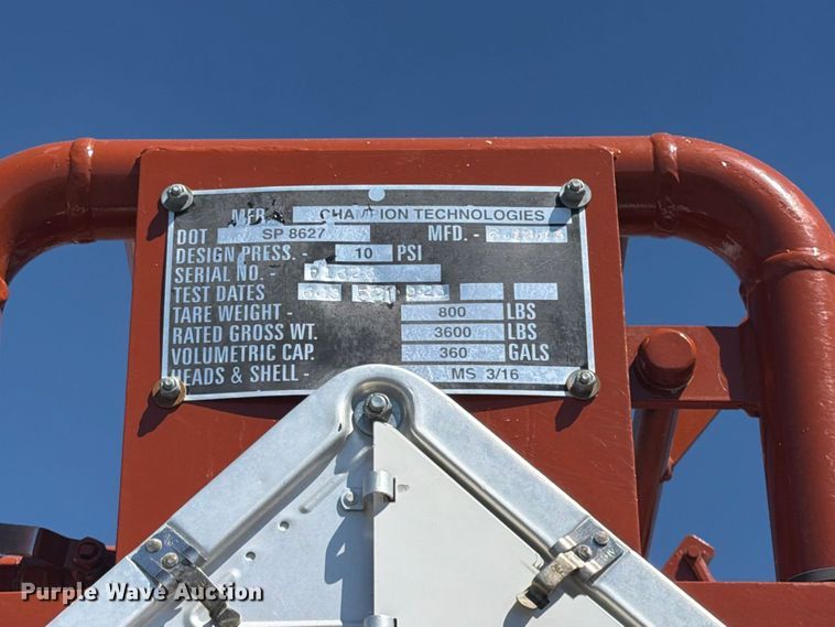 image for item FB5117 2010 International DuraStar 4400 oilfield acidizing pump truck