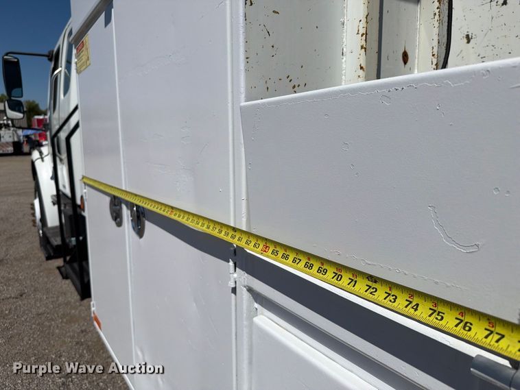 image for item FB5120 2007 Freightliner Business Class M2 crane truck