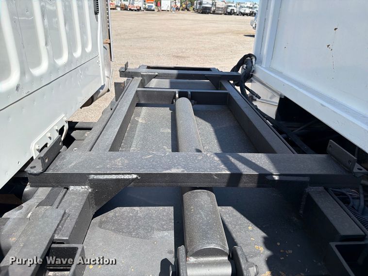 image for item FB5120 2007 Freightliner Business Class M2 crane truck