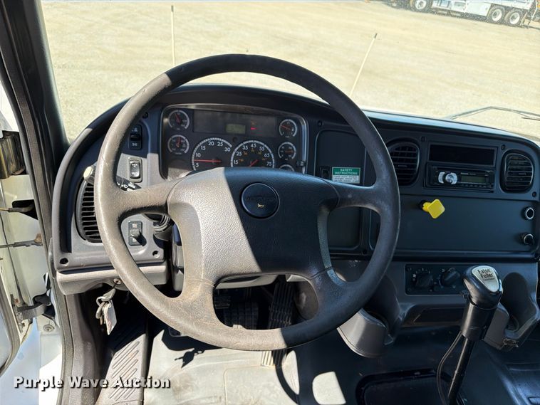 image for item FB5120 2007 Freightliner Business Class M2 crane truck