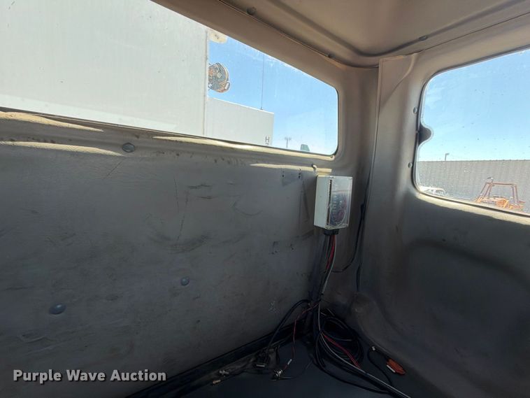 image for item FB5120 2007 Freightliner Business Class M2 crane truck