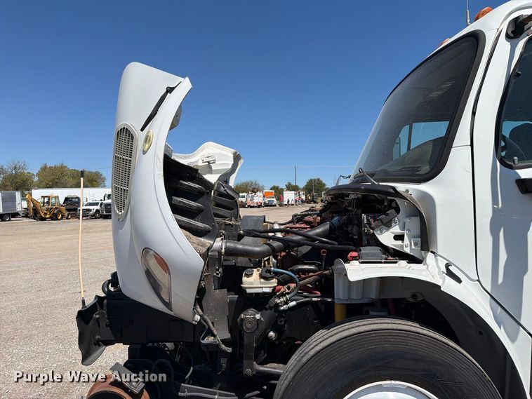 image for item FB5120 2007 Freightliner Business Class M2 crane truck