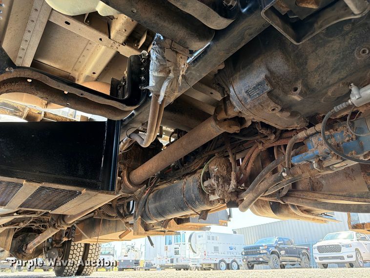 image for item FB5120 2007 Freightliner Business Class M2 crane truck