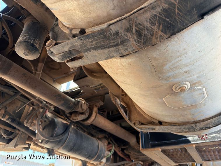 image for item FB5120 2007 Freightliner Business Class M2 crane truck