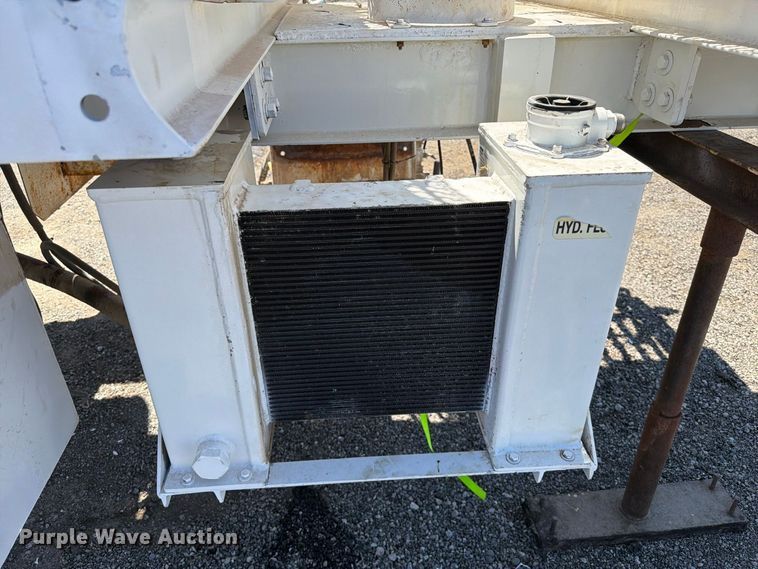 image for item FB5122 Oil acidizer tank bed