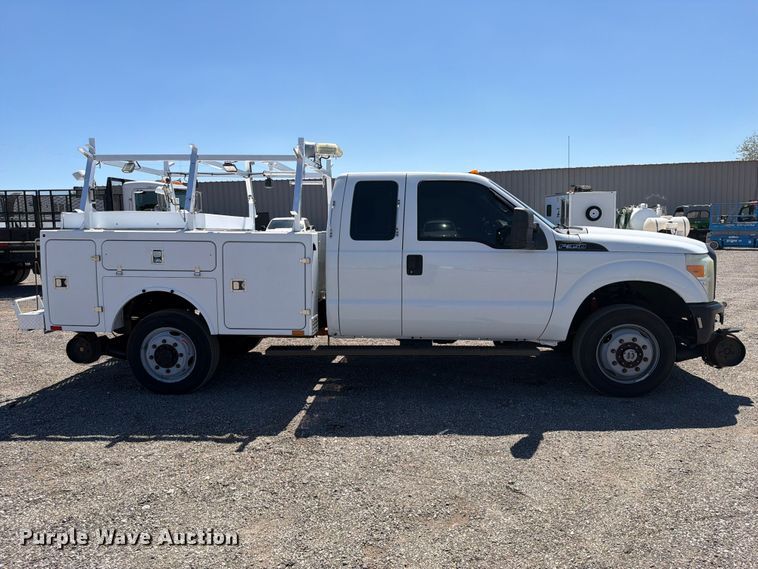 image for item FB5123 2011 Ford F-350 Super Duty Ext. Cab utility bed pickup truck
