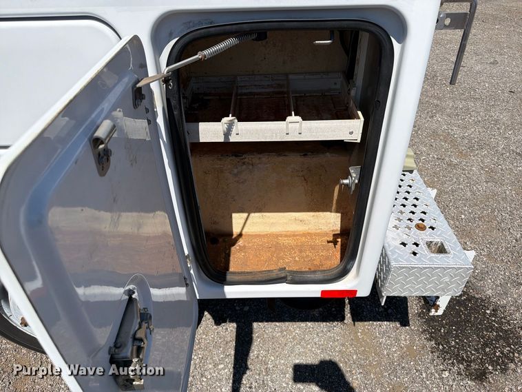 image for item FB5123 2011 Ford F-350 Super Duty Ext. Cab utility bed pickup truck