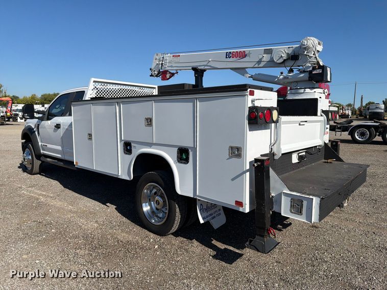 image for item FB5129 2021 Ford F550 Super Duty Ext. Cab utility / service truck