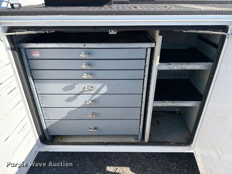 image for item FB5129 2021 Ford F550 Super Duty Ext. Cab utility / service truck