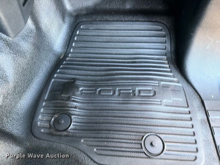 image for item FB5129 2021 Ford F550 Super Duty Ext. Cab utility / service truck