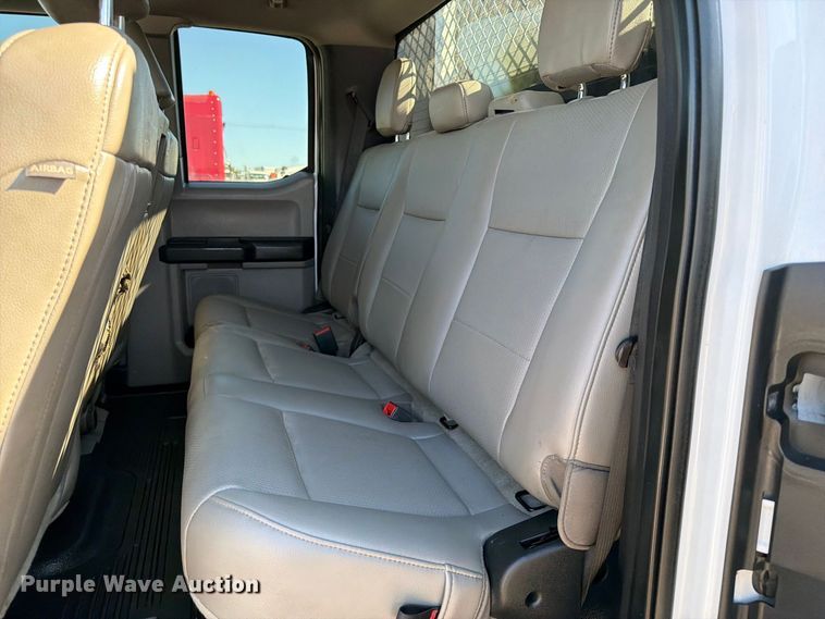 image for item FB5129 2021 Ford F550 Super Duty Ext. Cab utility / service truck