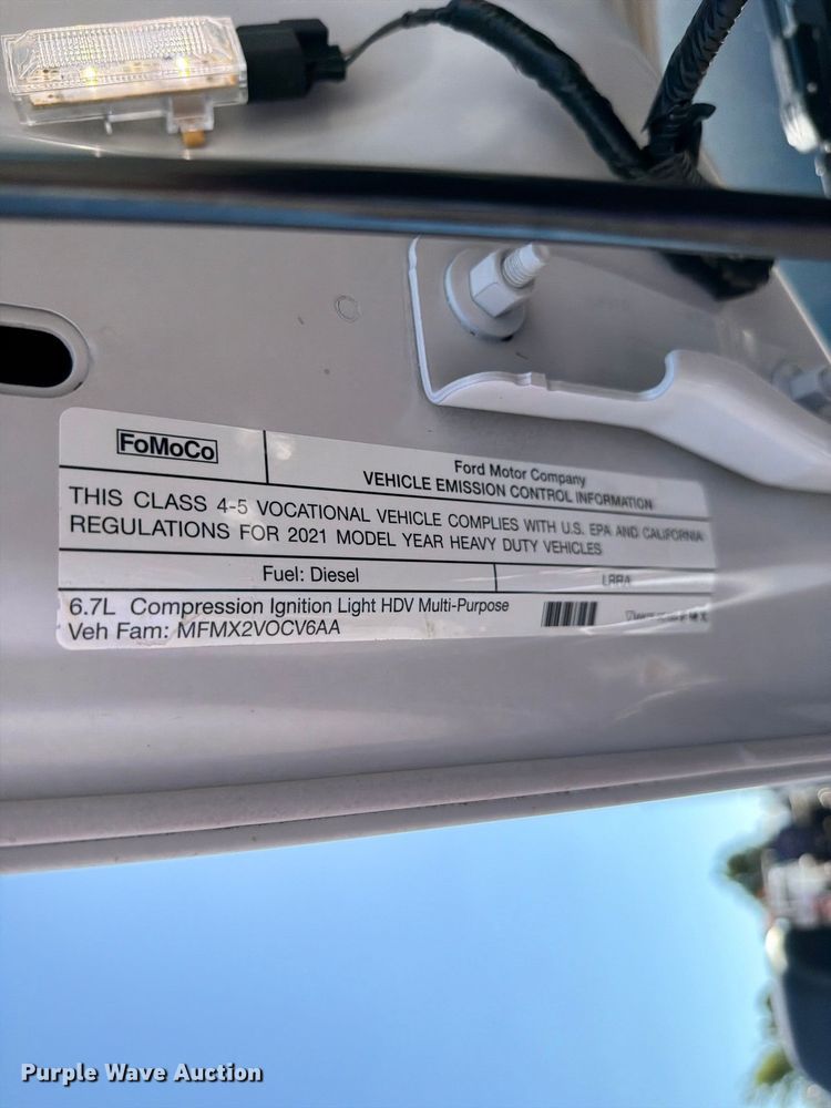 image for item FB5129 2021 Ford F550 Super Duty Ext. Cab utility / service truck