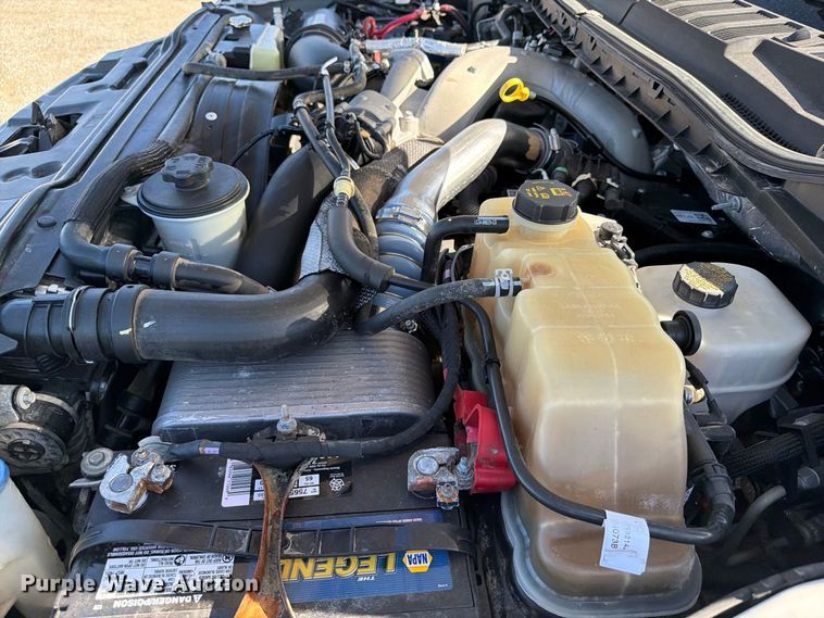 image for item FB5129 2021 Ford F550 Super Duty Ext. Cab utility / service truck