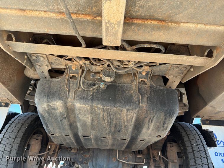 image for item FB5129 2021 Ford F550 Super Duty Ext. Cab utility / service truck