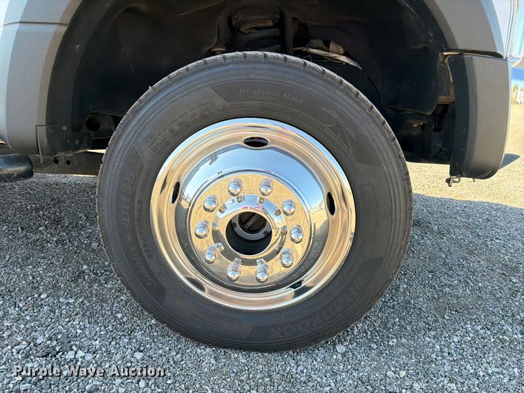 image for item FB5129 2021 Ford F550 Super Duty Ext. Cab utility / service truck
