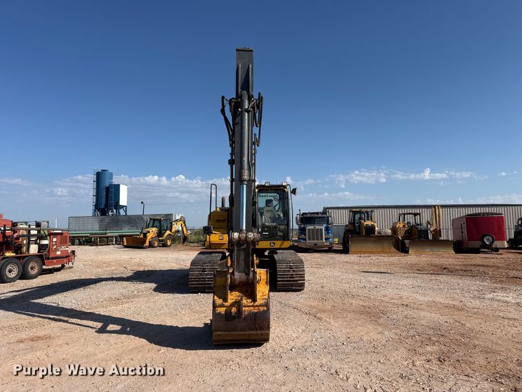 image for item FB6899 2012 John Deere 180G excavator