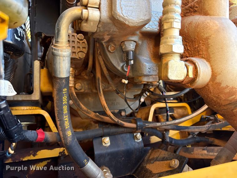 image for item FB6899 2012 John Deere 180G excavator