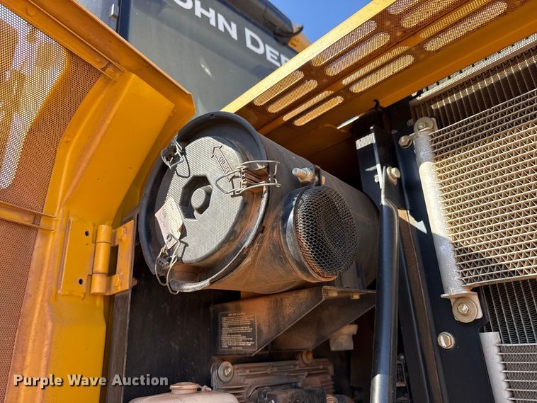 image for item FB6899 2012 John Deere 180G excavator