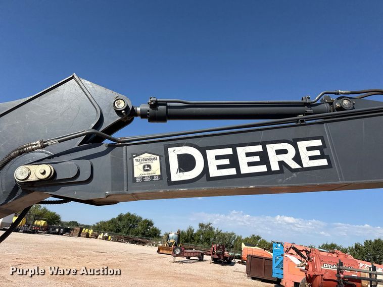 image for item FB6899 2012 John Deere 180G excavator