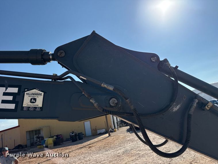 image for item FB6899 2012 John Deere 180G excavator