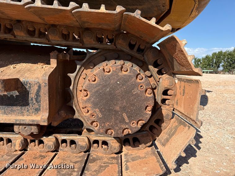 image for item FB6899 2012 John Deere 180G excavator