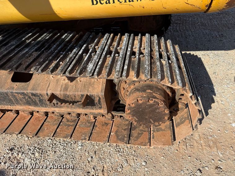 image for item FB6899 2012 John Deere 180G excavator