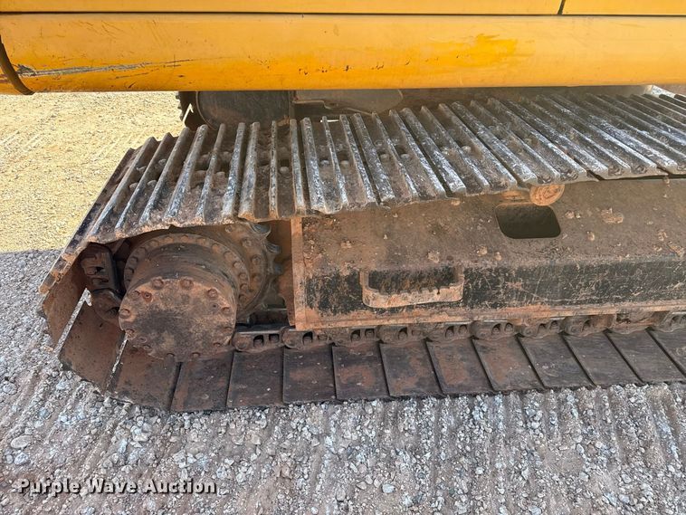image for item FB6899 2012 John Deere 180G excavator