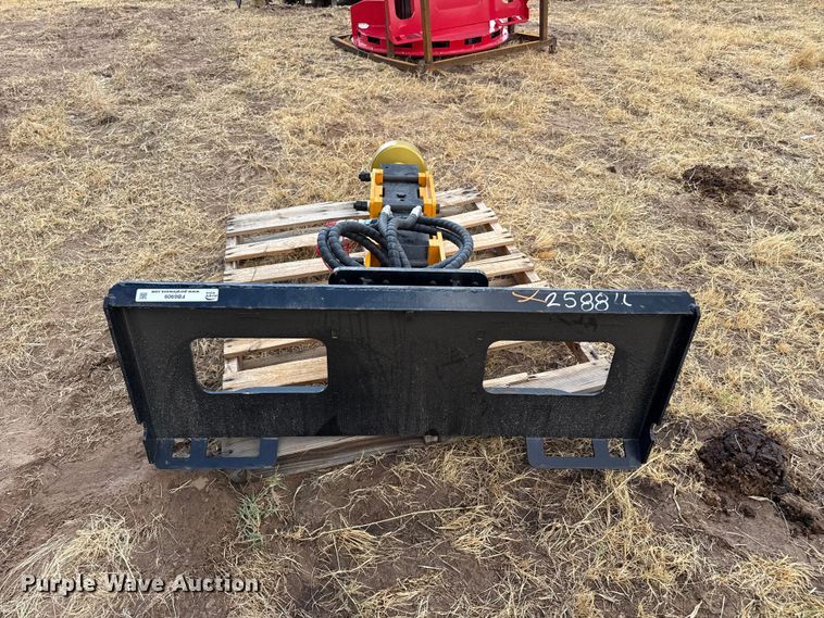 image for item FB6909 2026 GIYI D680 skid steer post driver