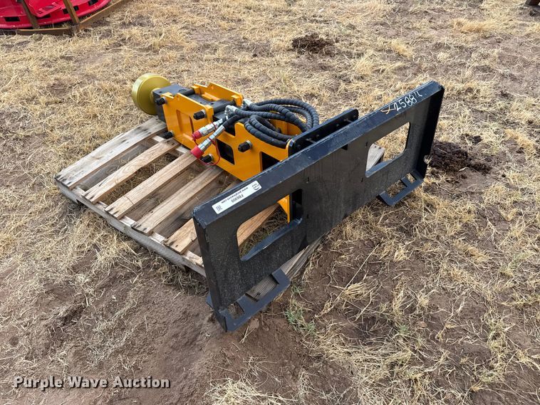 image for item FB6909 2026 GIYI D680 skid steer post driver