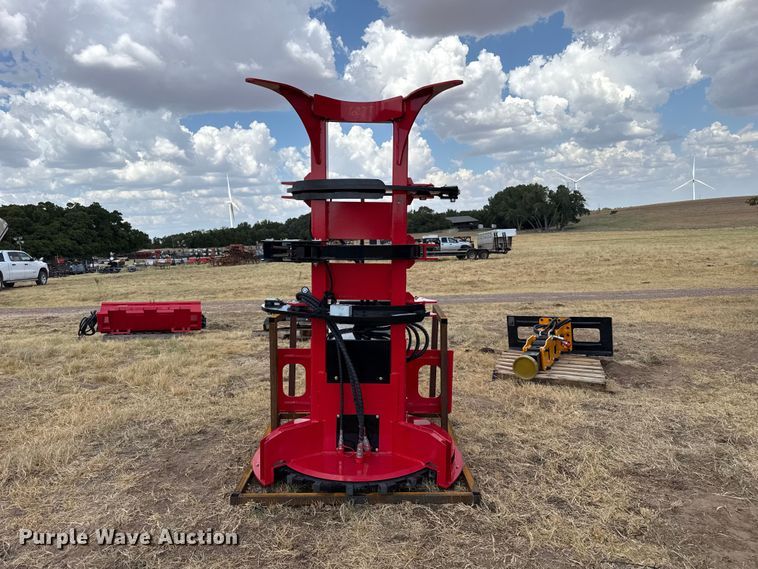 image for item FB6910 2026 GIYI FB77 skid steer feller buncher