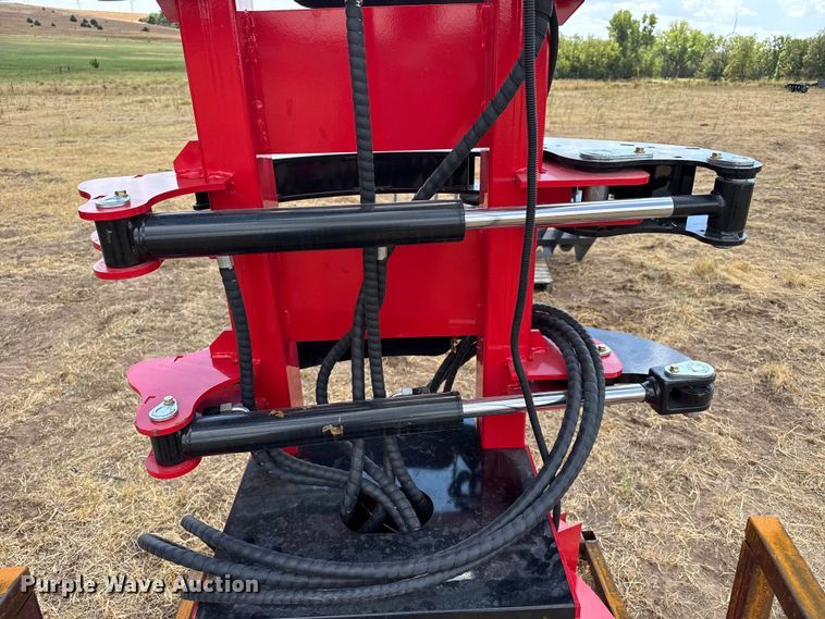 image for item FB6910 2026 GIYI FB77 skid steer feller buncher