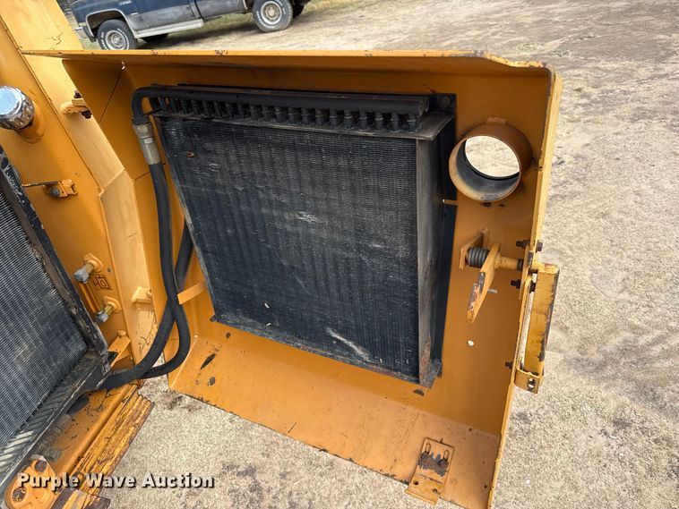 image for item FB6940 Case Uniloader skid steer loader