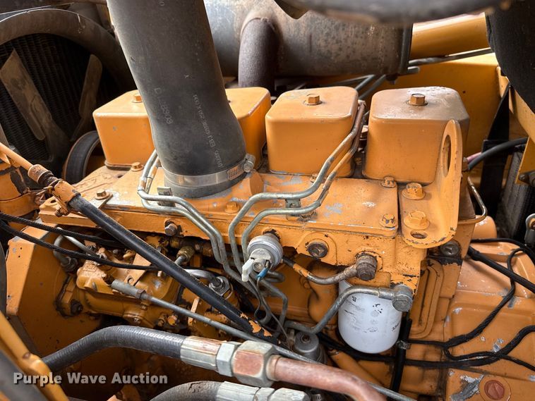 image for item FB6940 Case Uniloader skid steer loader