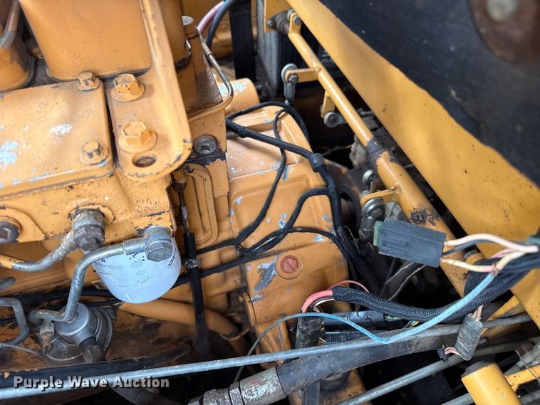 image for item FB6940 Case Uniloader skid steer loader