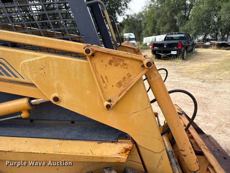 image for item FB6940 Case Uniloader skid steer loader
