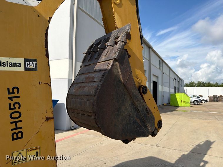 image for item FB8308 2015 Caterpillar 416F2 backhoe