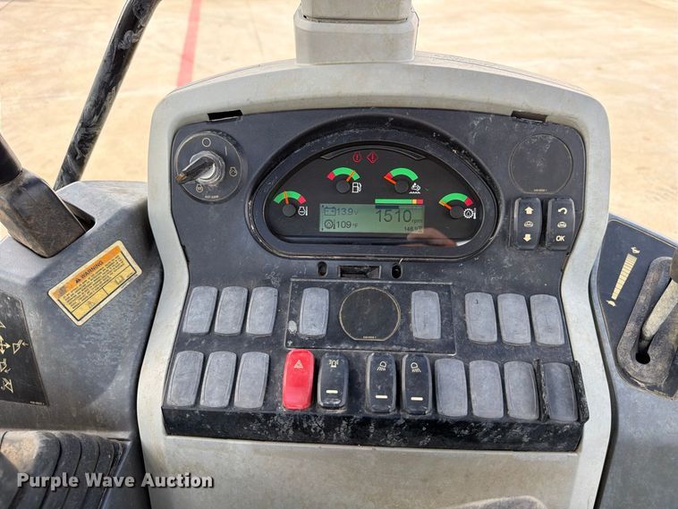 image for item FB8308 2015 Caterpillar 416F2 backhoe