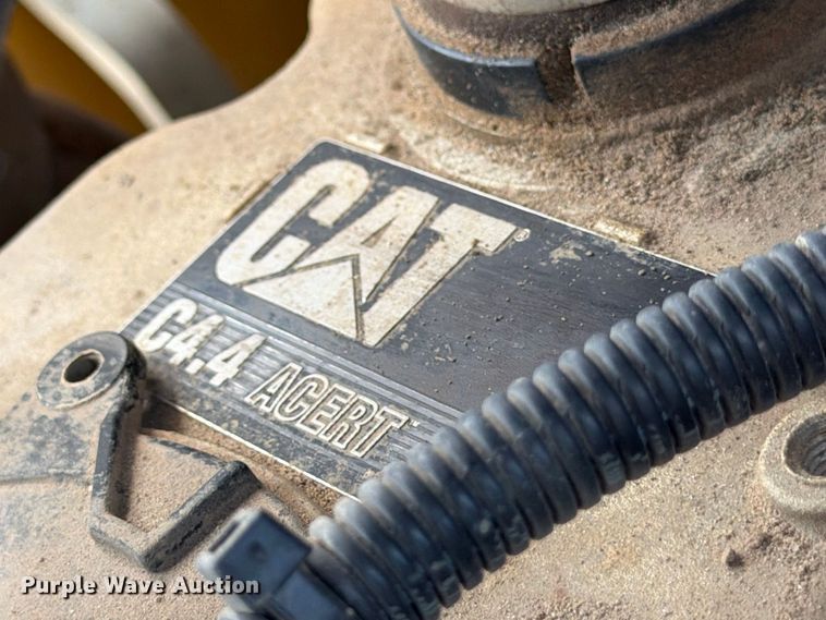 image for item FB8308 2015 Caterpillar 416F2 backhoe