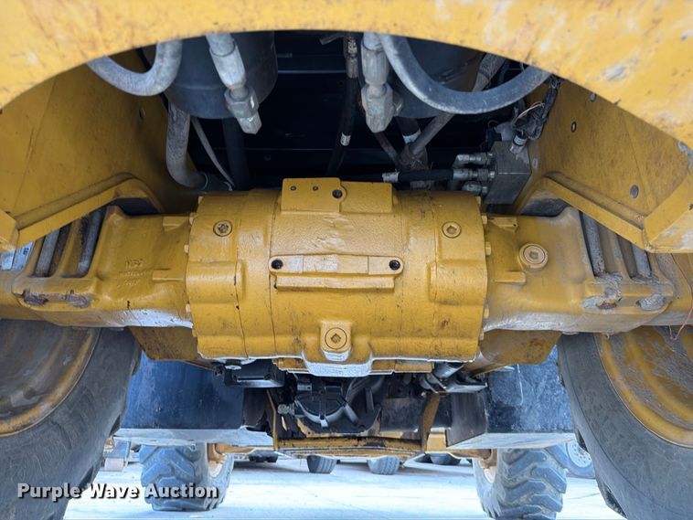 image for item FB8308 2015 Caterpillar 416F2 backhoe