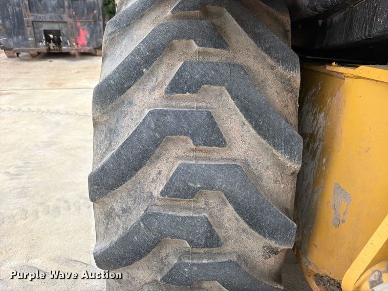 image for item FB8308 2015 Caterpillar 416F2 backhoe
