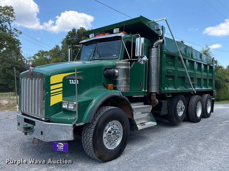 2006 Kenworth T800 dump truck