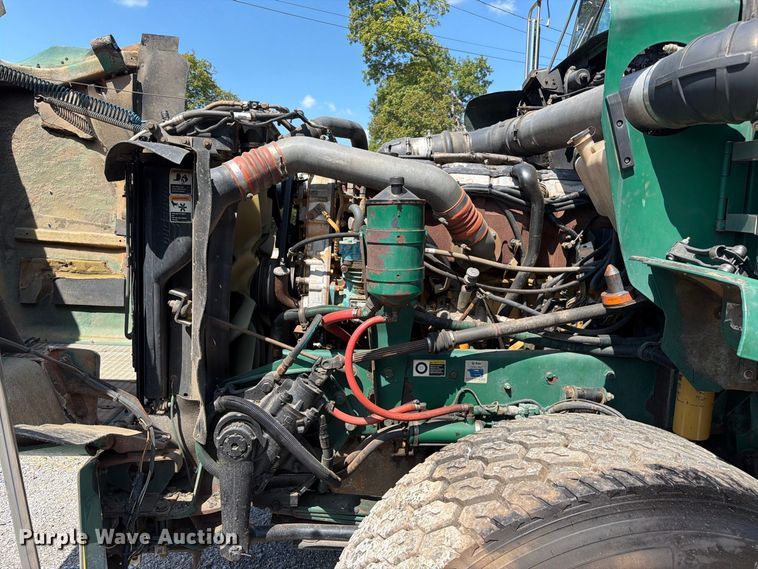 image for item FC3330 2006 Kenworth T800 dump truck