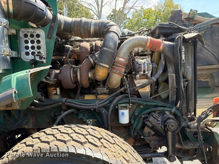 image for item FC3330 2006 Kenworth T800 dump truck