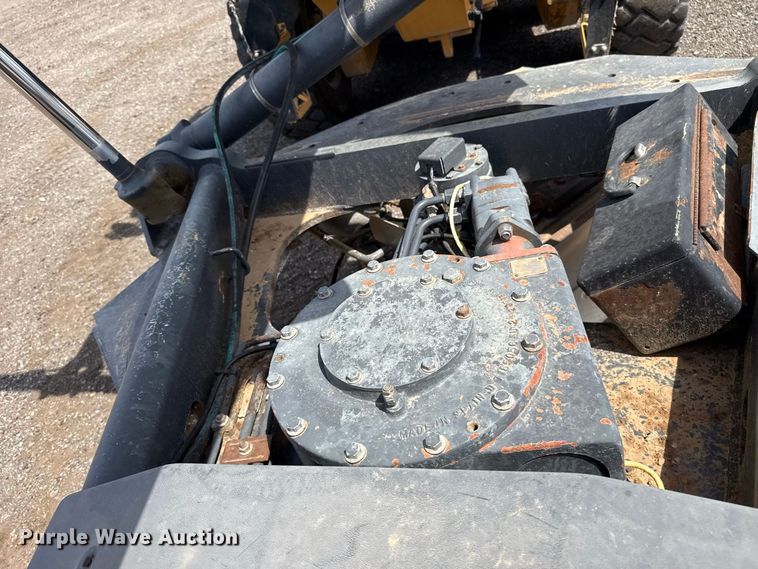 image for item FC4242 2014 John Deere 672GP motor grader