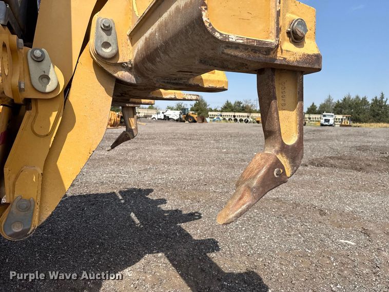 image for item FC4242 2014 John Deere 672GP motor grader