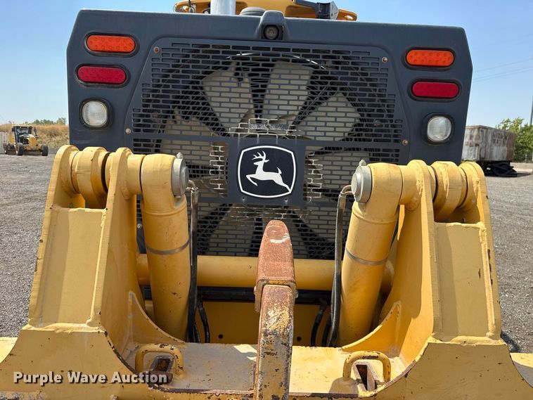 image for item FC4242 2014 John Deere 672GP motor grader