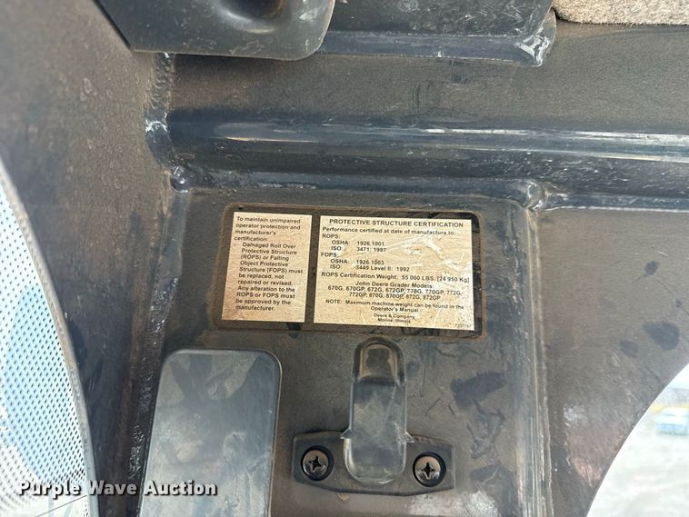 image for item FC4242 2014 John Deere 672GP motor grader